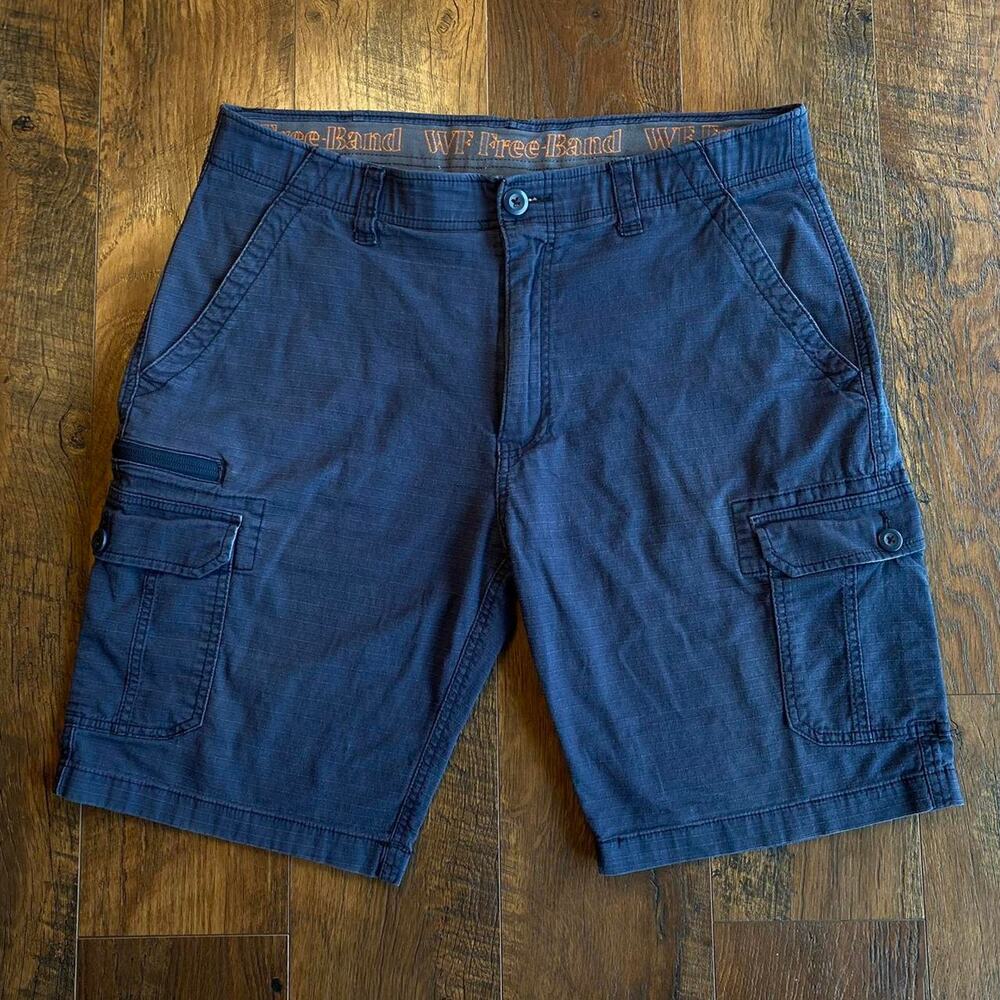 WearFirst mens dark blue cargo shorts 38-40" stretchy waist